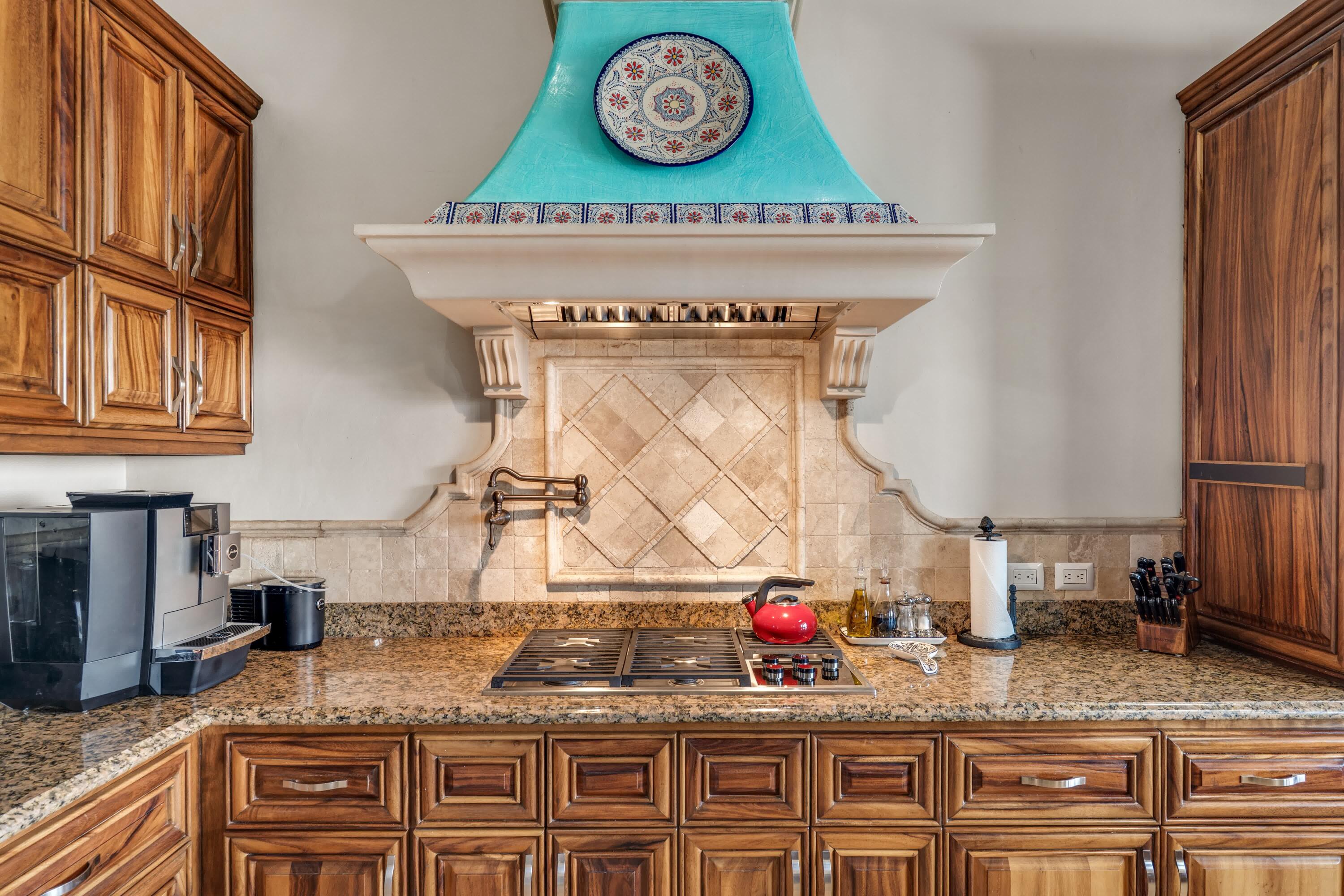 23 Las Colinas, Casa Alegria