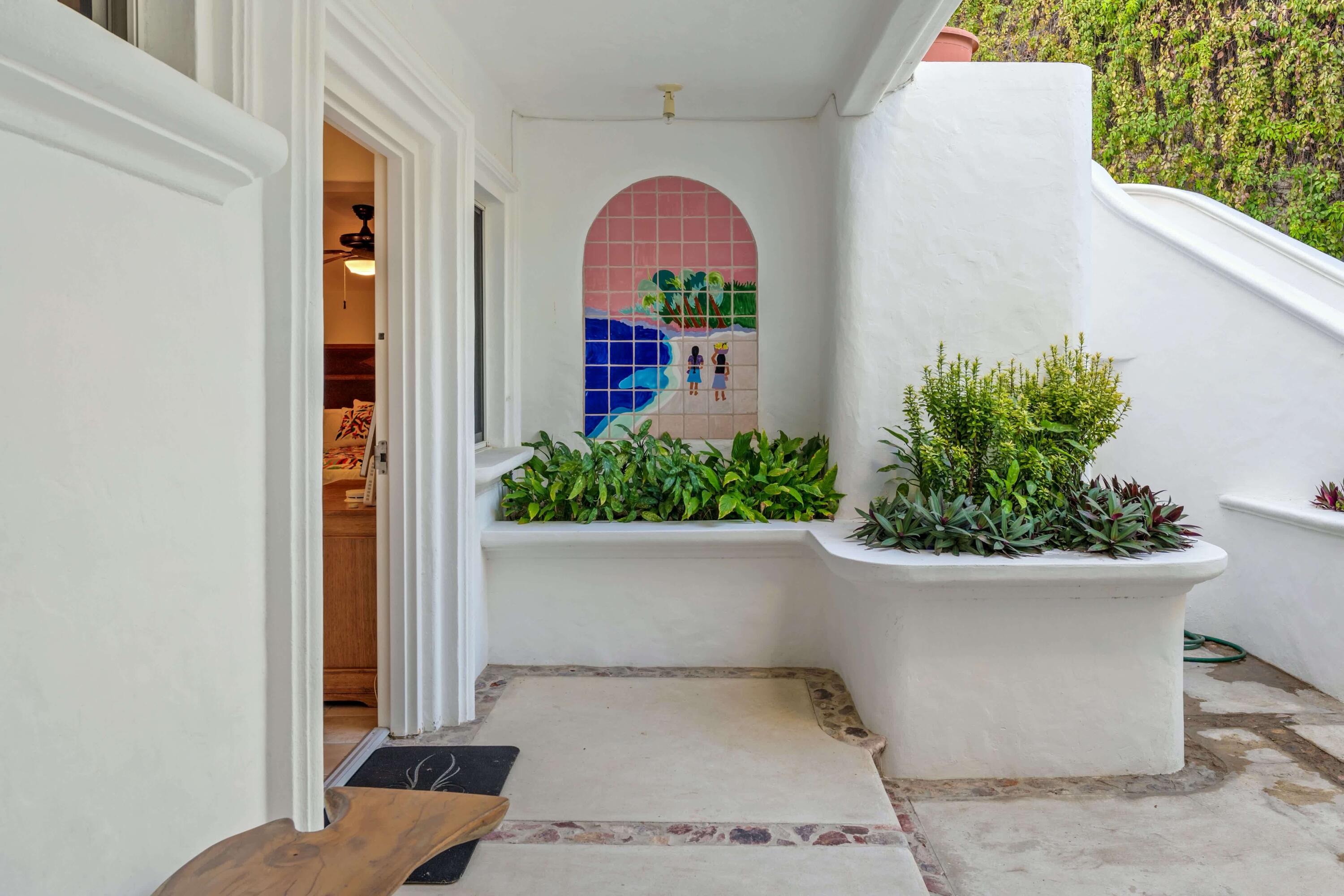 13B Los Frailes, Casa Olas Grandes