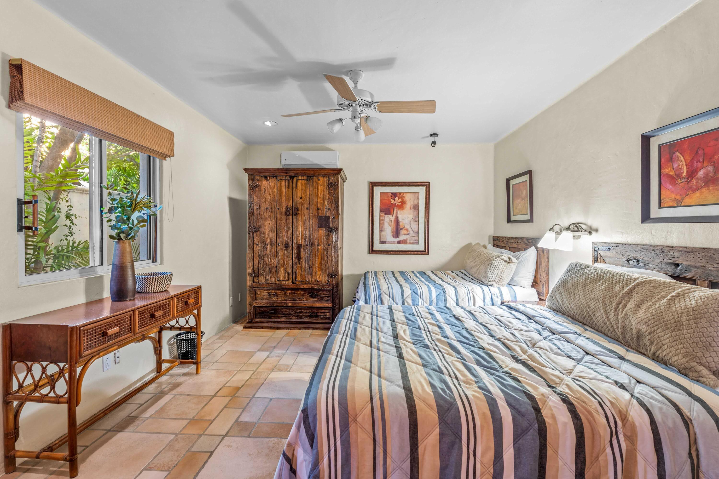 13B Los Frailes, Casa Olas Grandes