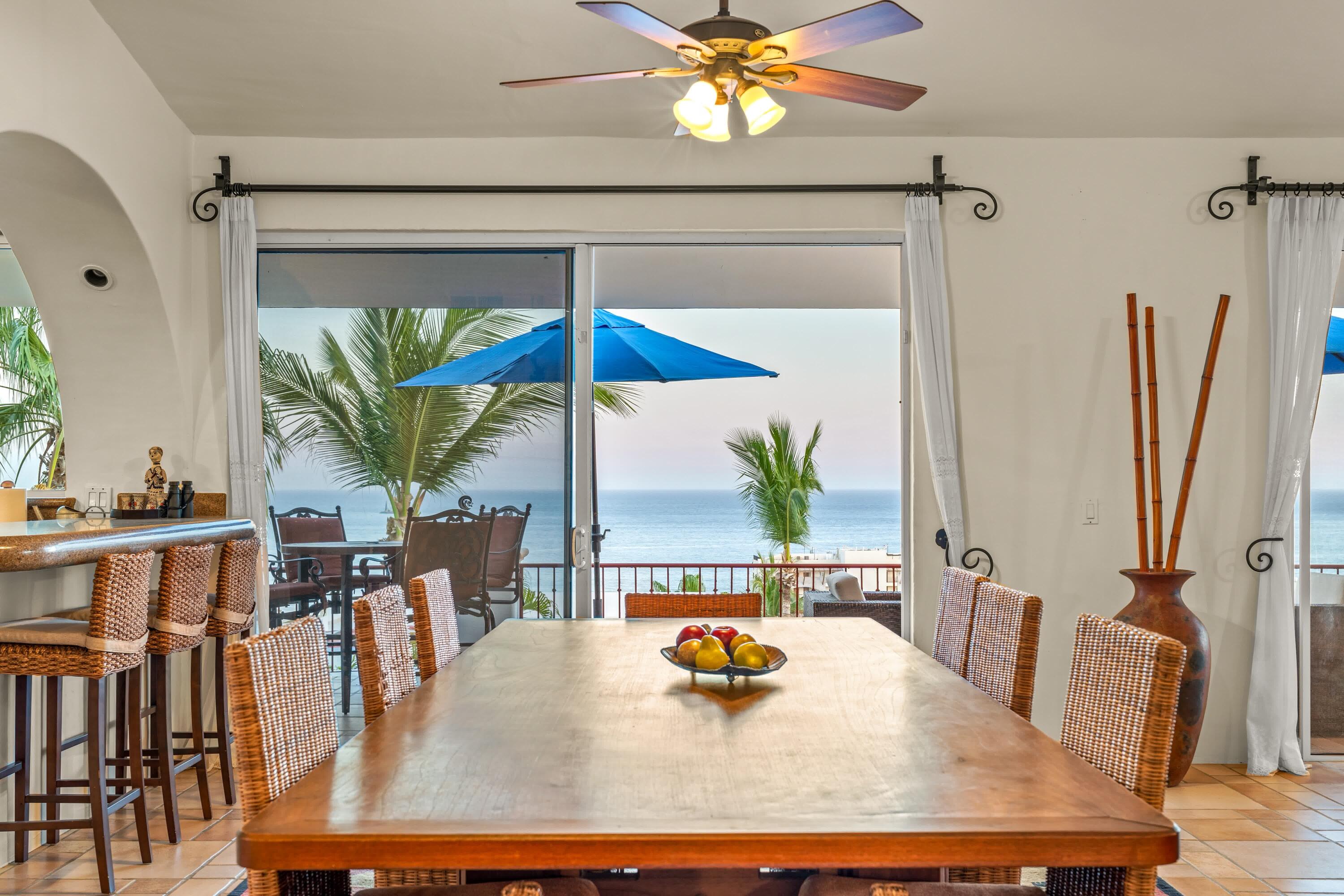 13B Los Frailes, Casa Olas Grandes