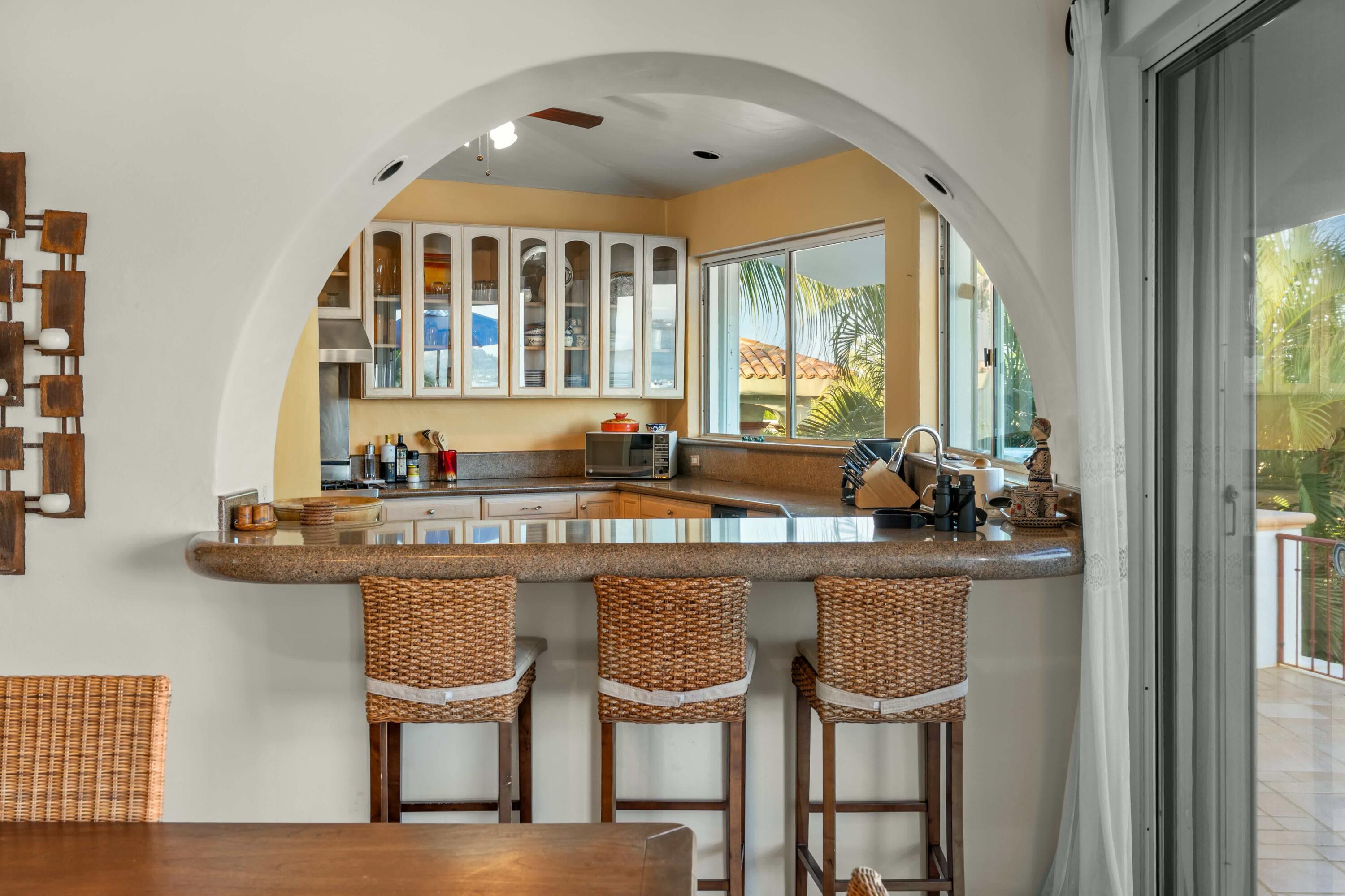 13B Los Frailes, Casa Olas Grandes