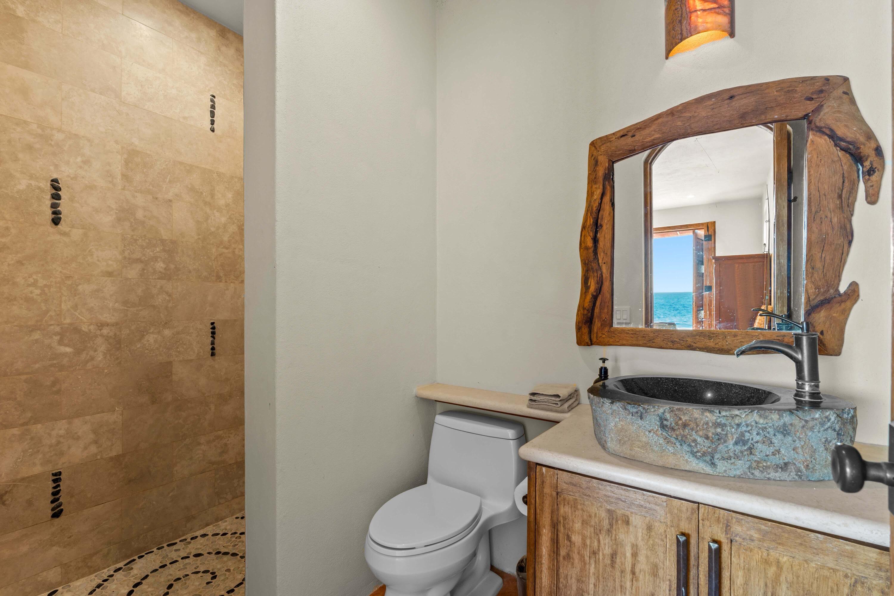 75 Avenue de Marlin, Casa Playa Escondida
