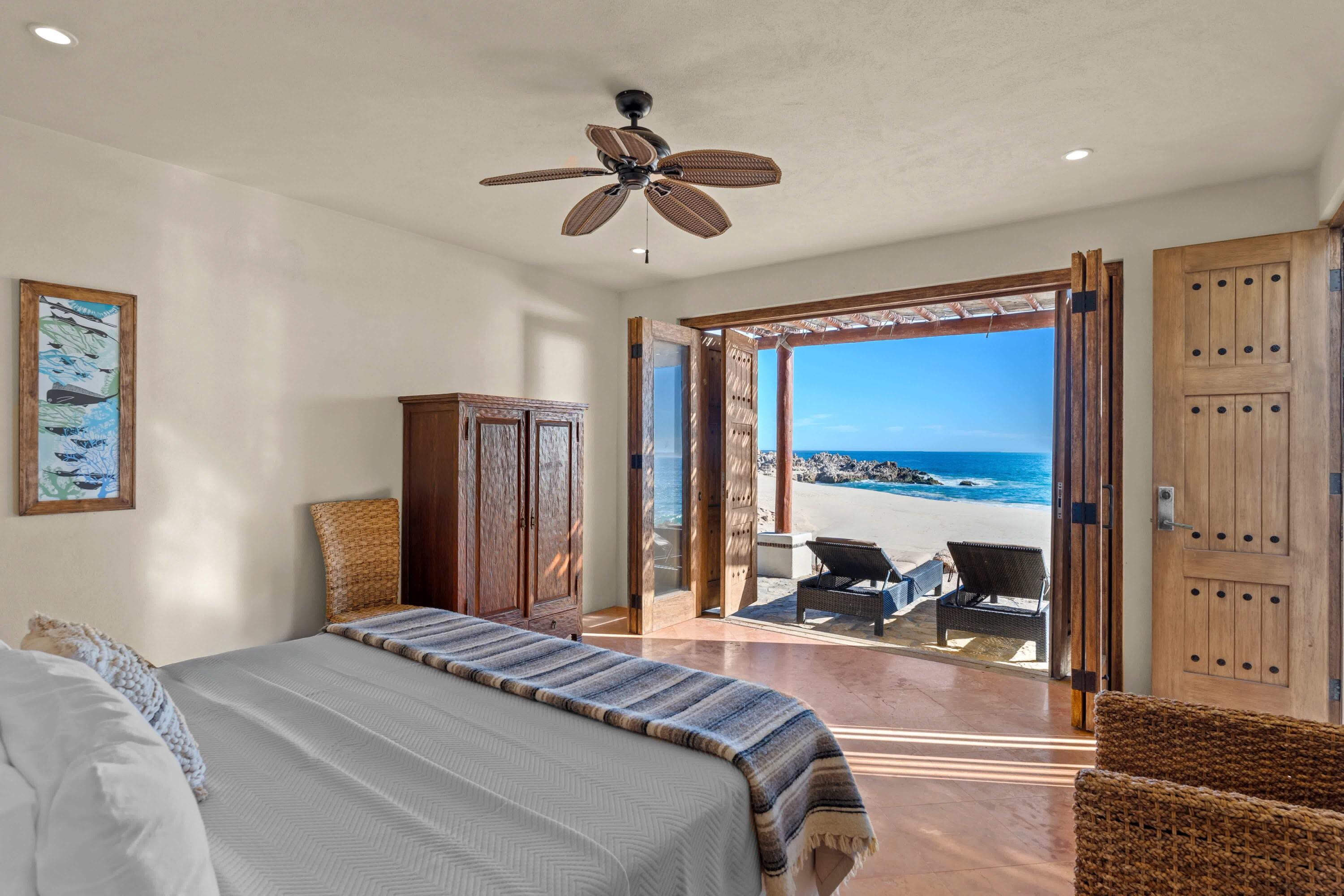 75 Avenue de Marlin, Casa Playa Escondida