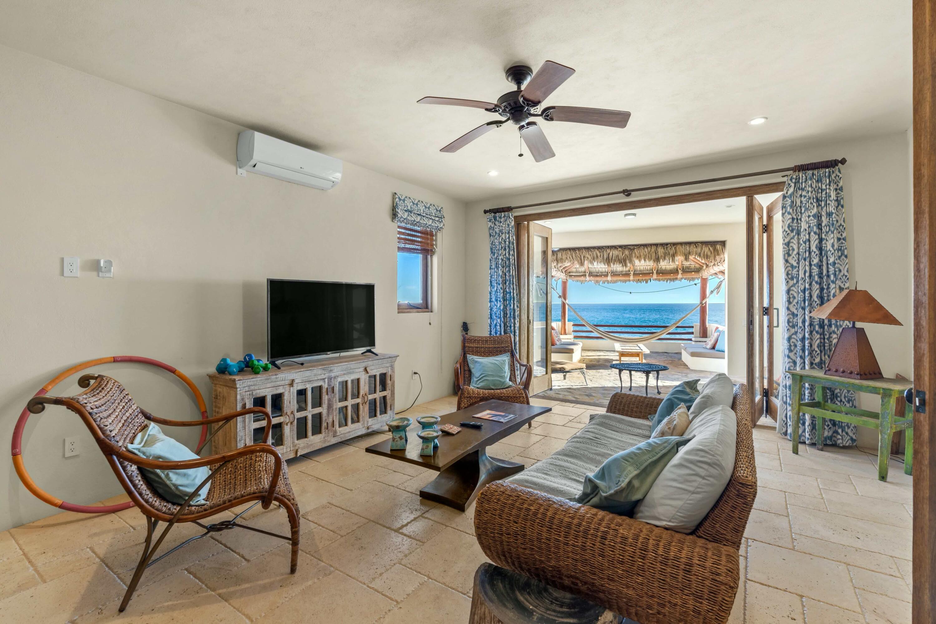 75 Avenue de Marlin, Casa Playa Escondida