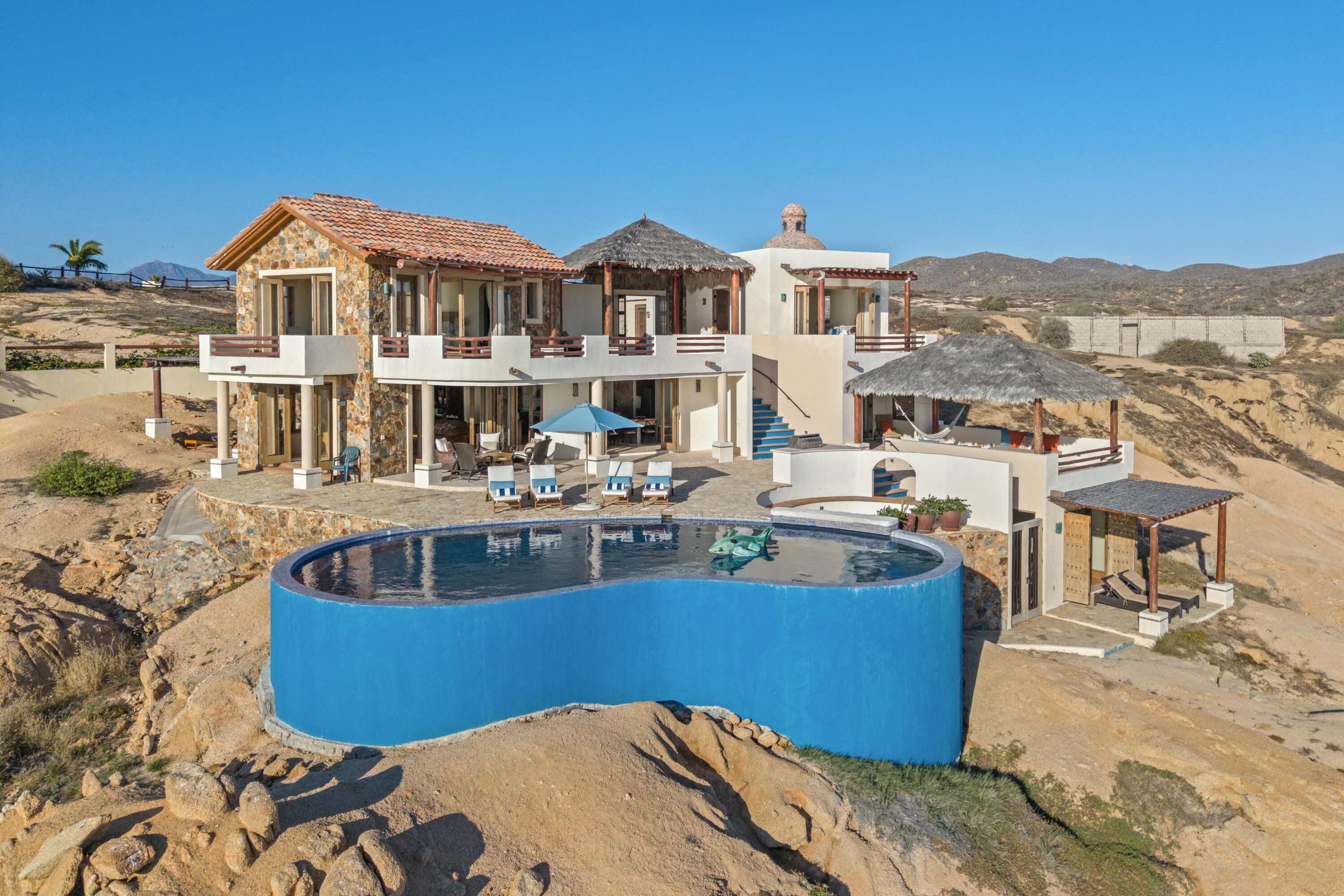 75 Avenue de Marlin, Casa Playa Escondida