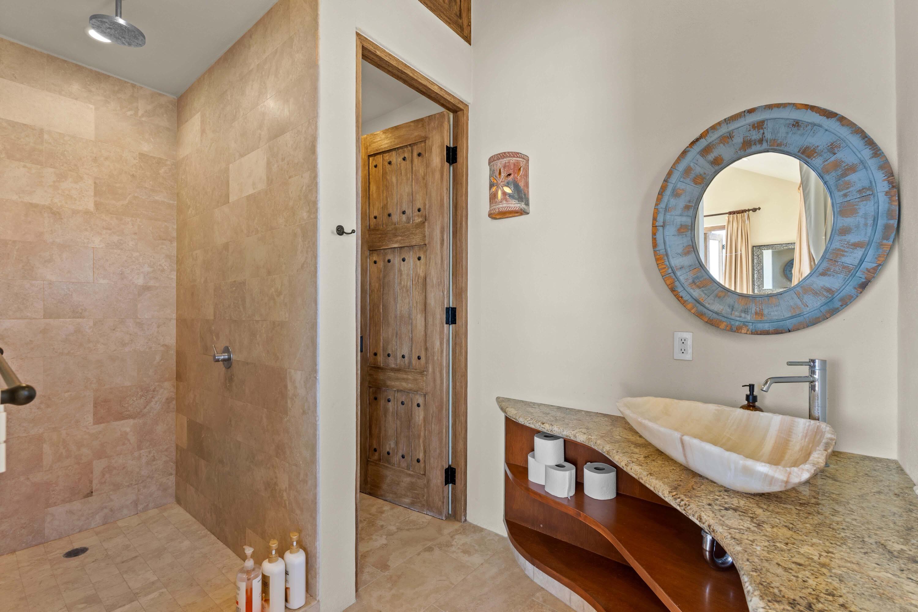 75 Avenue de Marlin, Casa Playa Escondida
