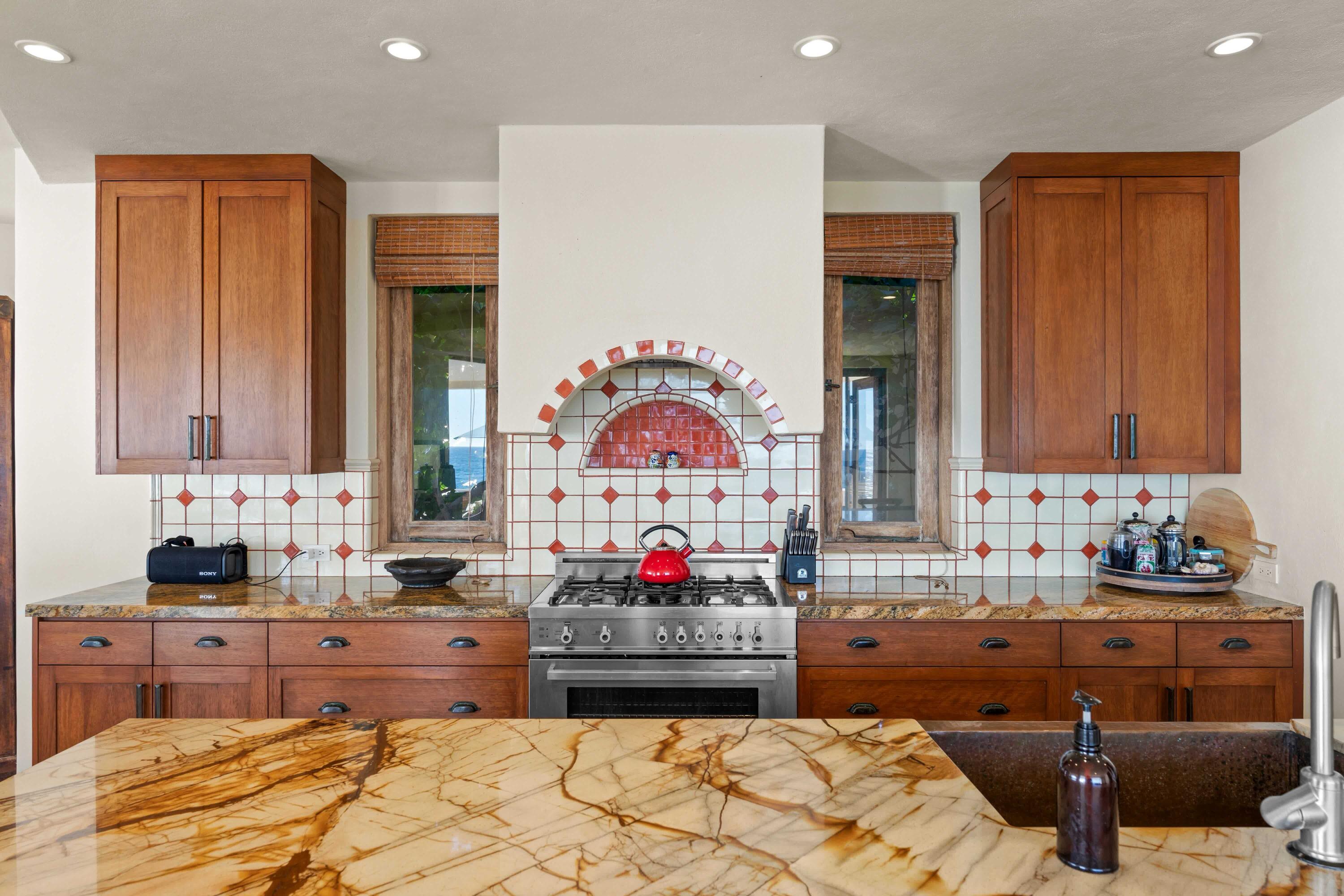 75 Avenue de Marlin, Casa Playa Escondida