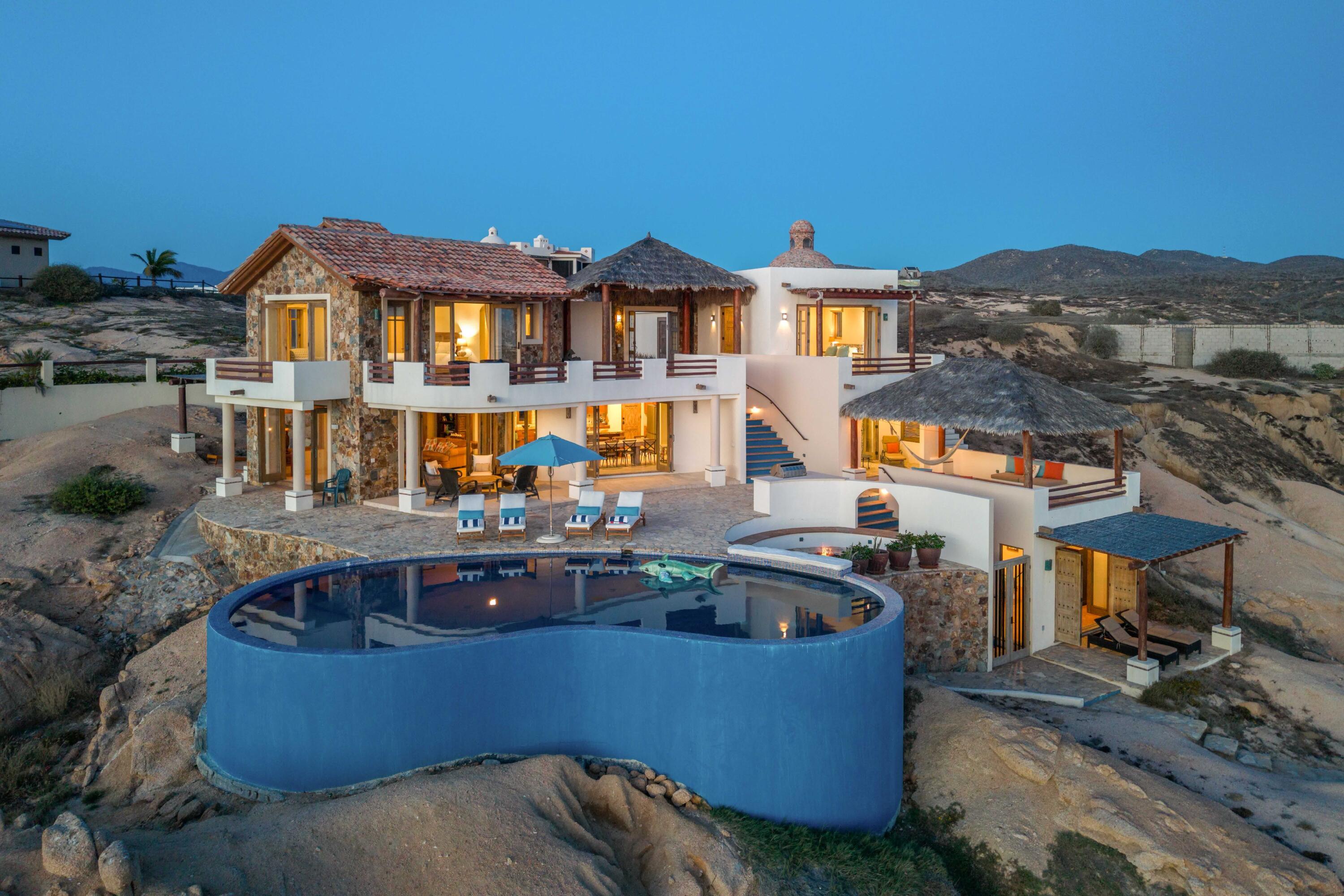 75 Avenue de Marlin, Casa Playa Escondida