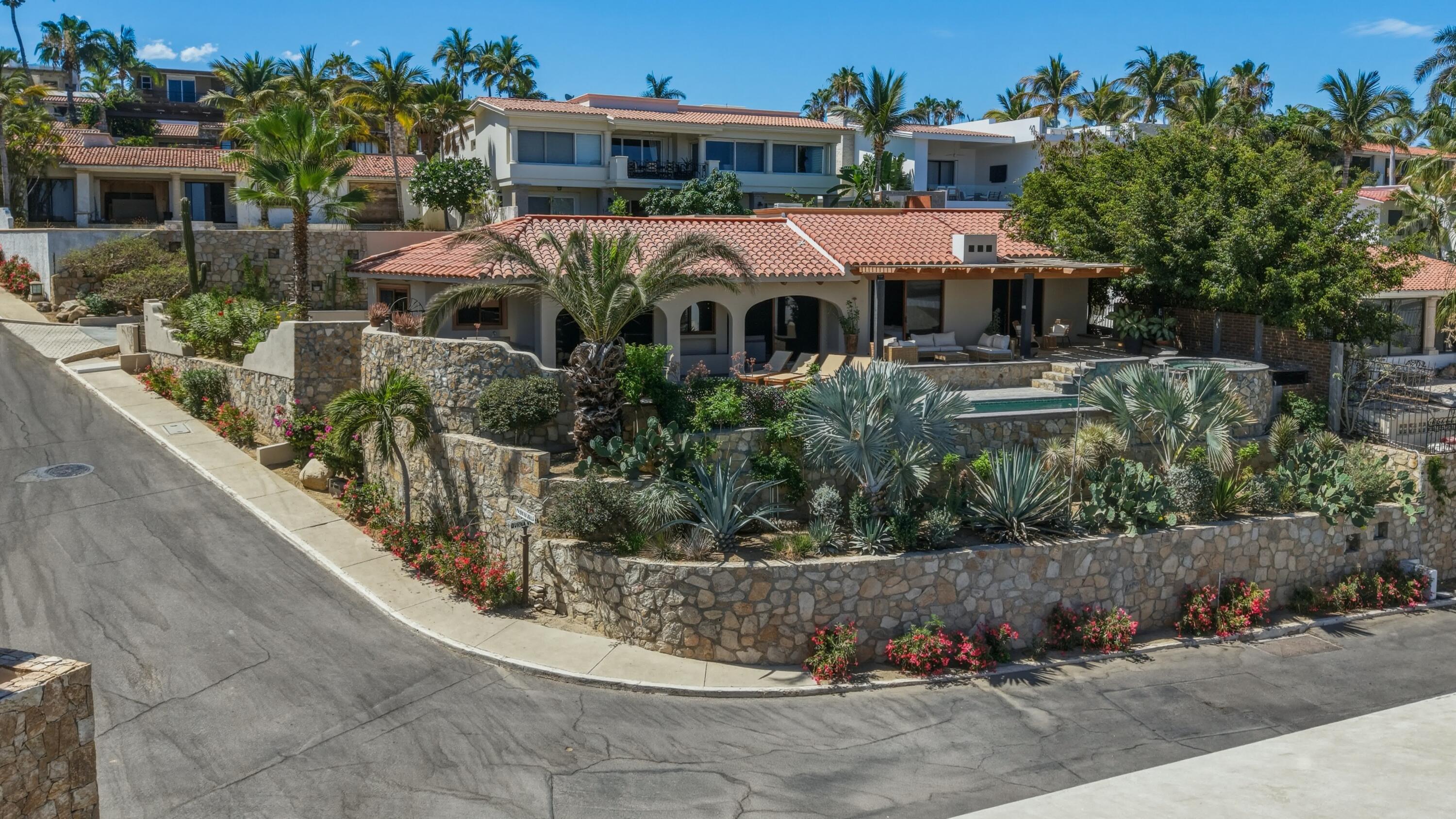8 P.º La Jolla, 8 Paseo