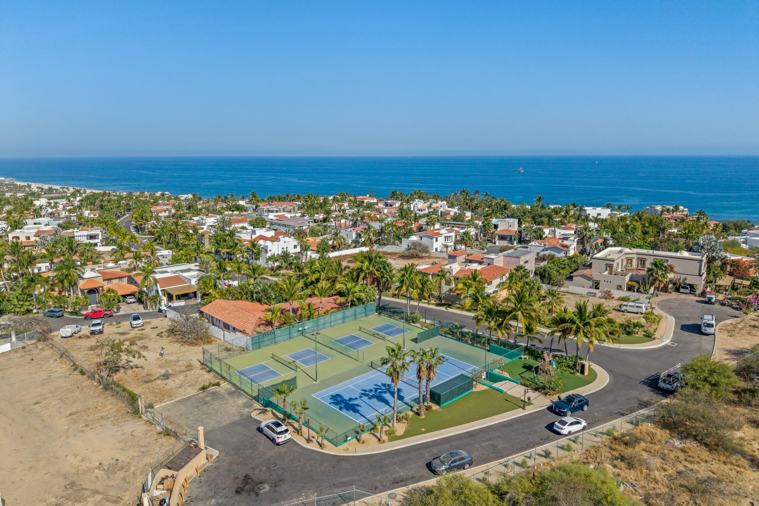 8 P.º La Jolla, 8 Paseo