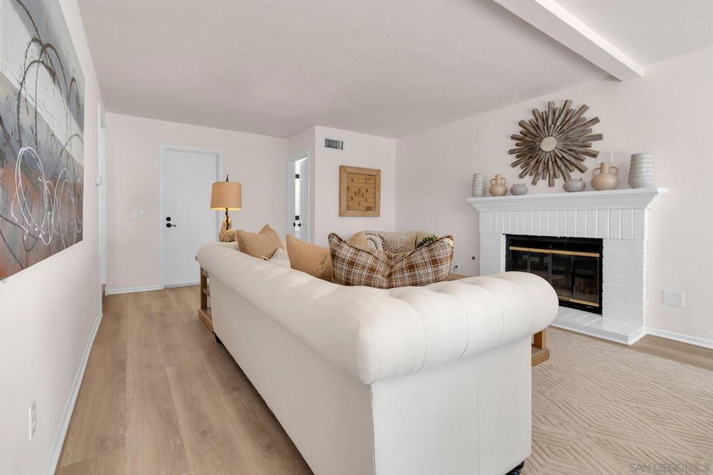 1611 Clearwater Place