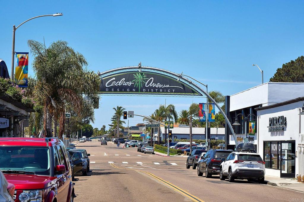 609 615 S Cedros Ave