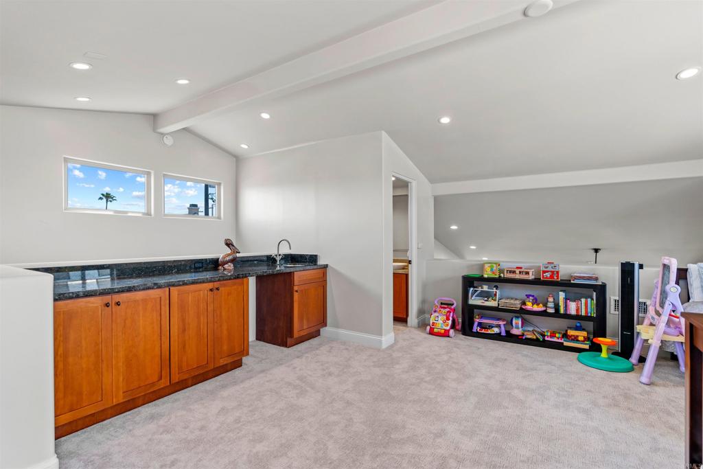 2475 Garfield Street