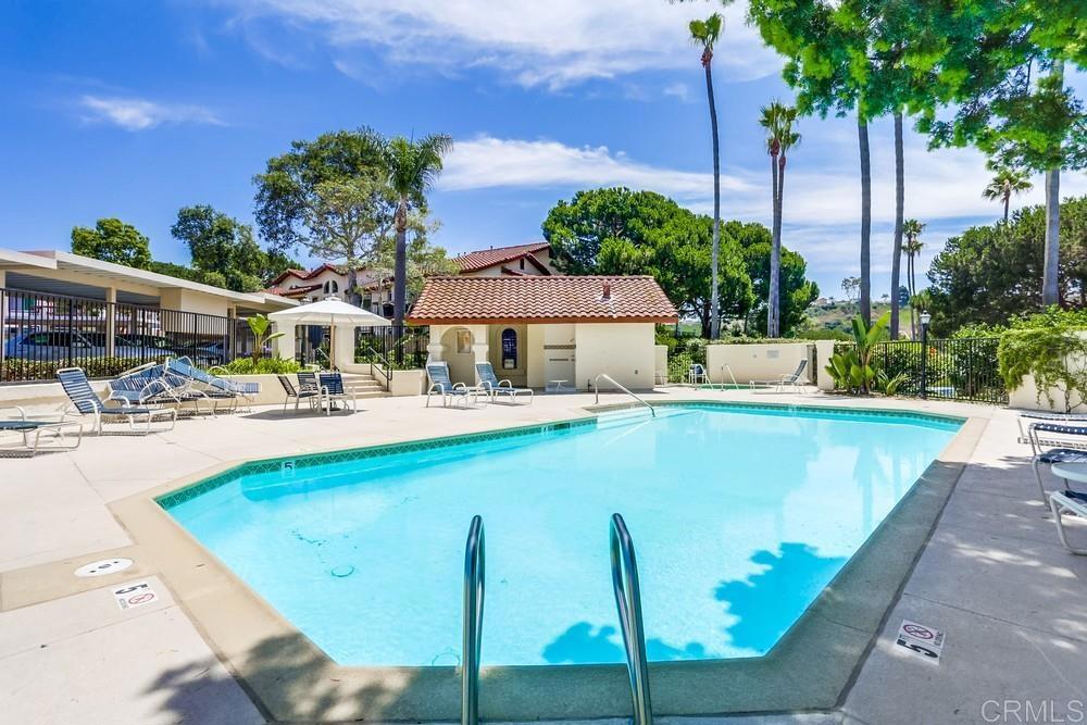 4060 Porte La Paz 37