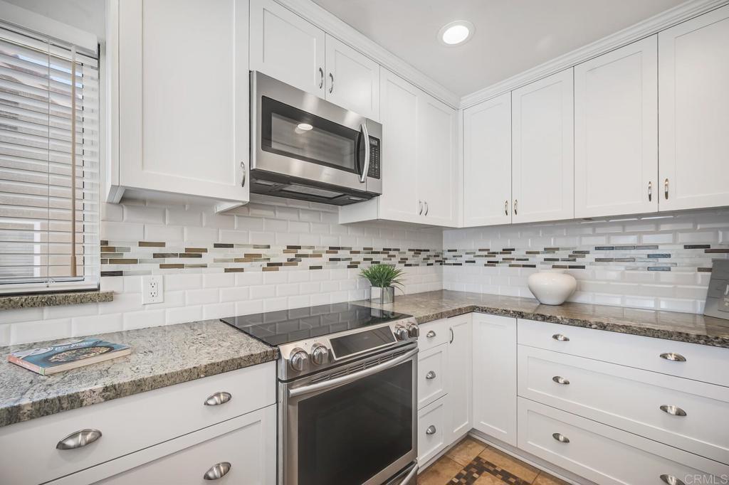 930 Via Mil Cumbres 36