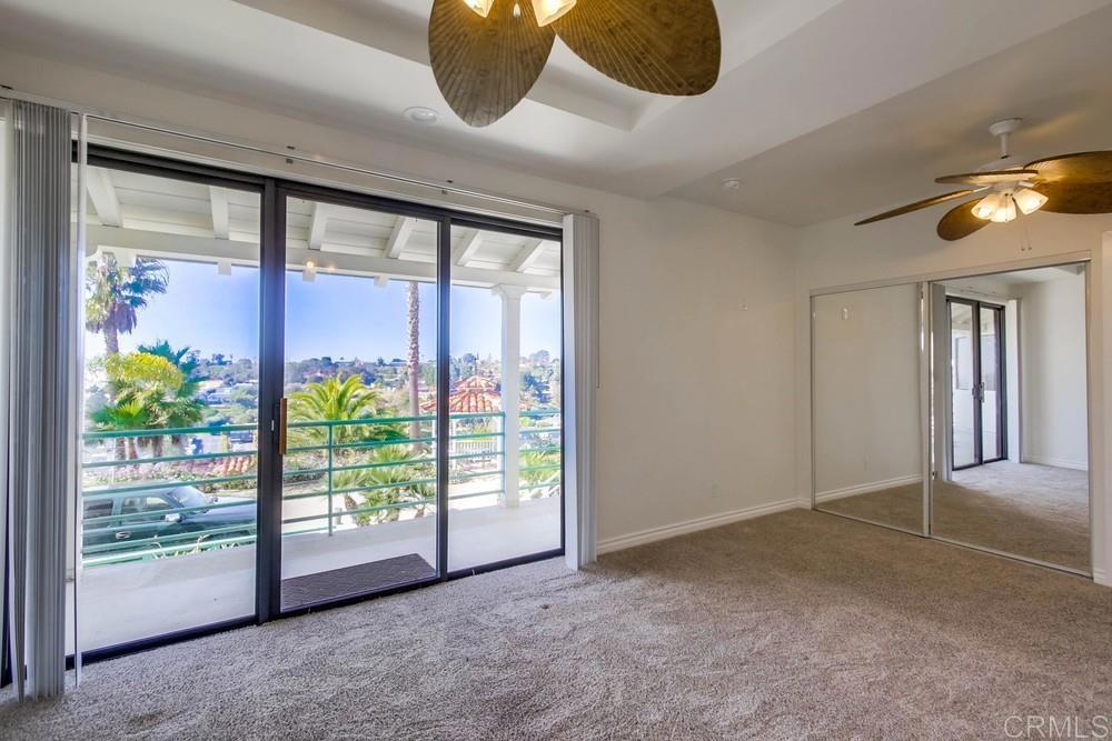 694 Via De La Valle C