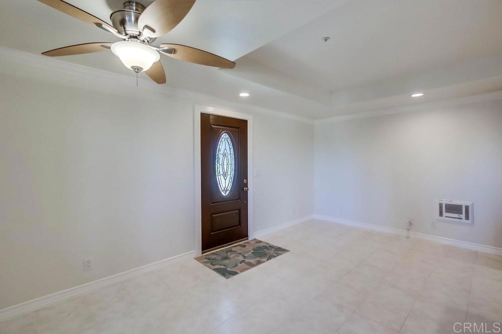 694 Via De La Valle C