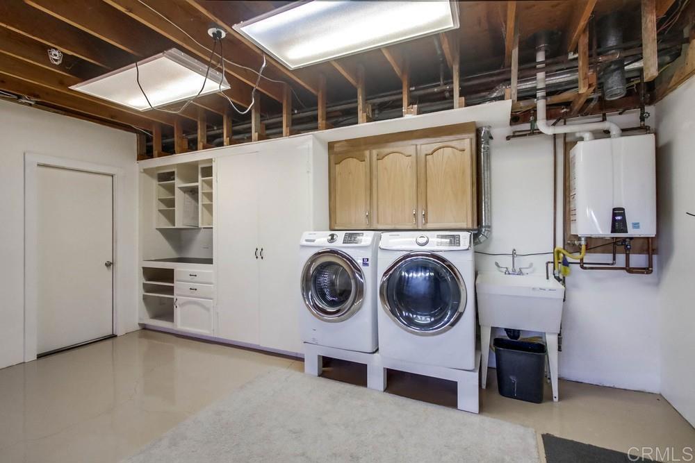 694 Via De La Valle C