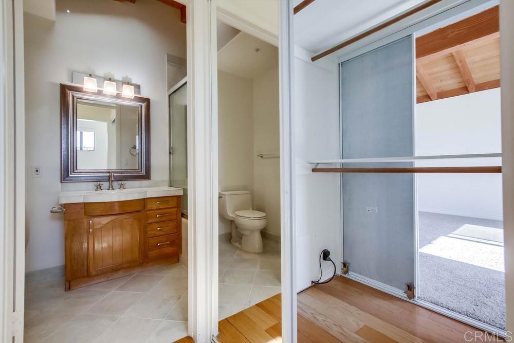 694 Via De La Valle C