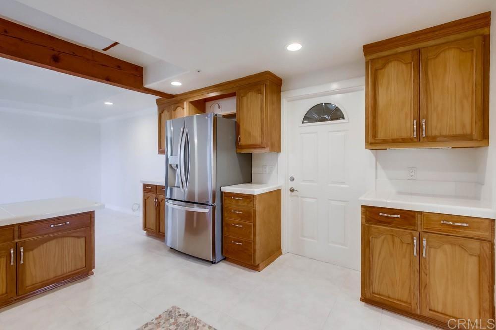 694 Via De La Valle C