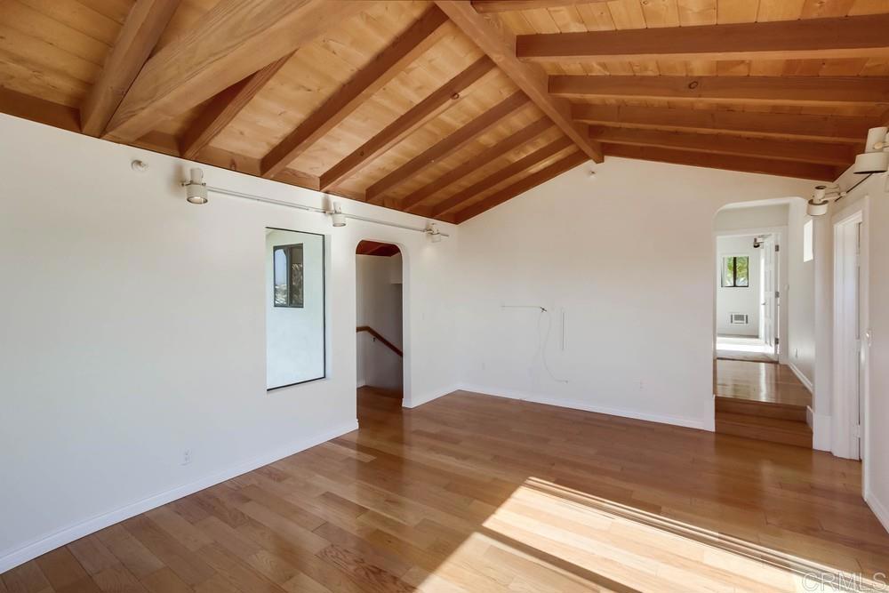 694 Via De La Valle C