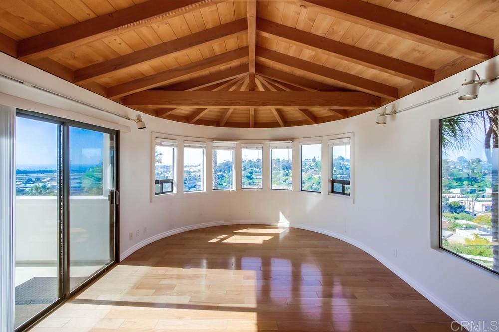 694 Via De La Valle C