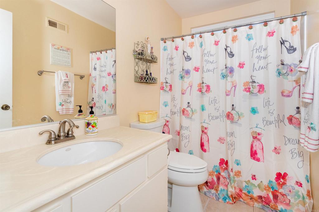 836 Yankee Point Way