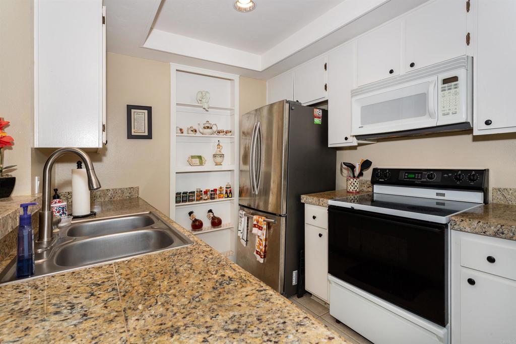 836 Yankee Point Way