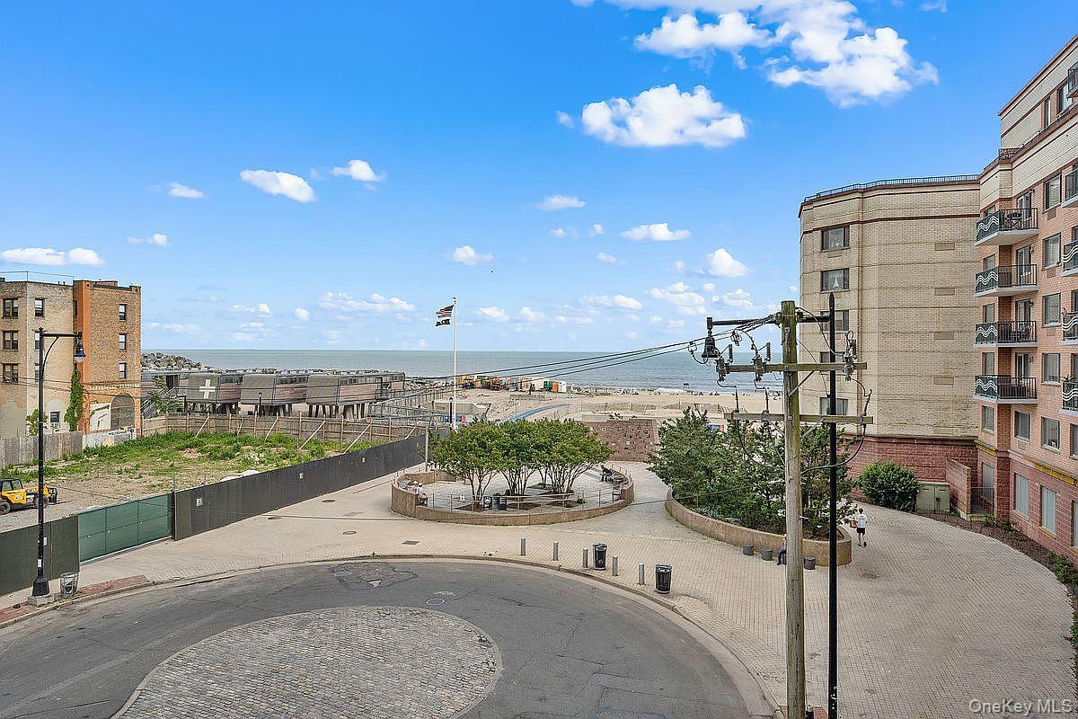 133 Beach 116th Street Unit: 2A