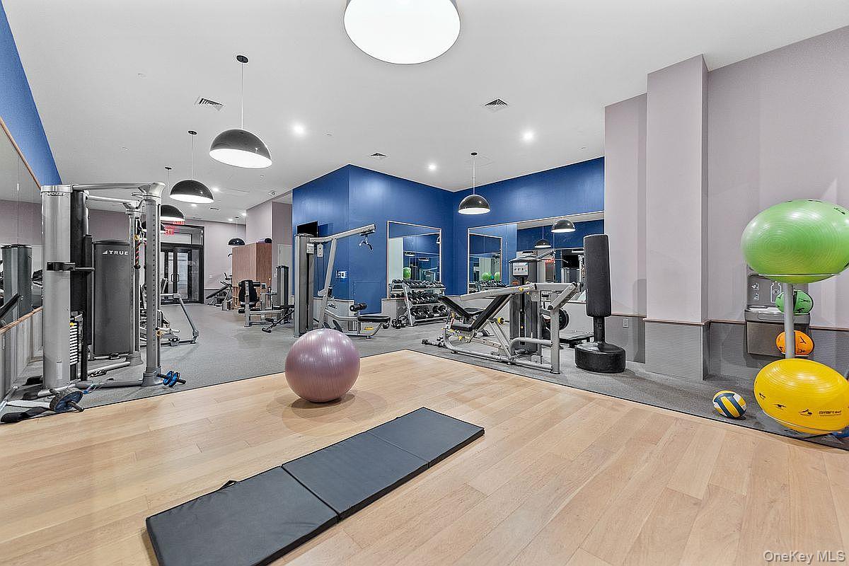 133 Beach 116th Street Unit: 2A