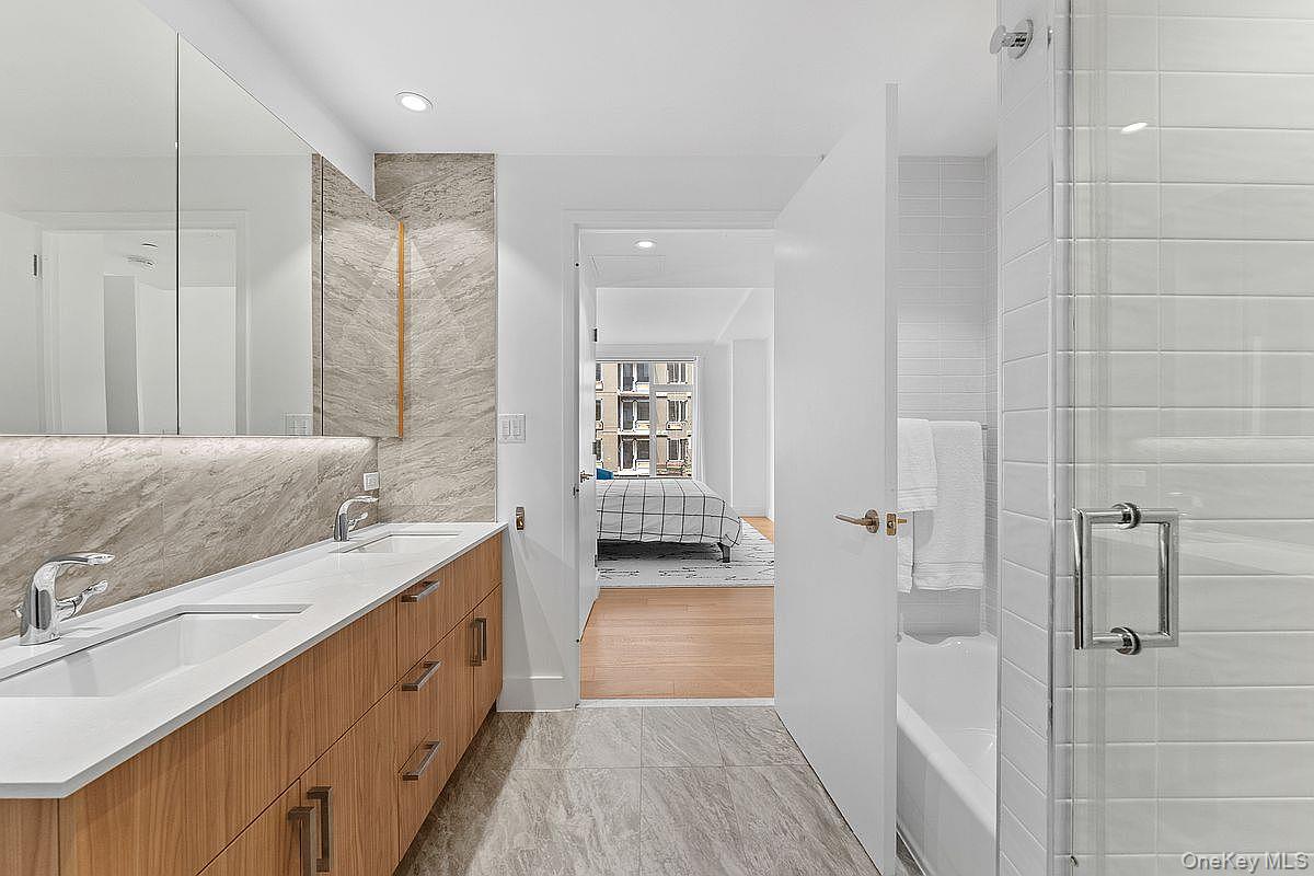 133 Beach 116th Street Unit: 2A