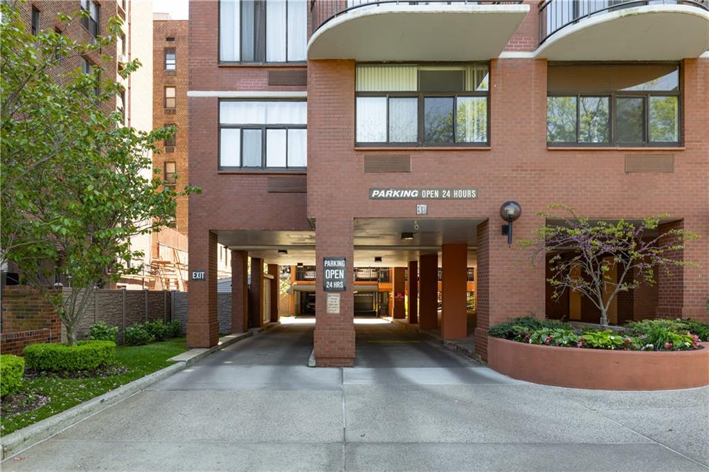 3111 Ocean Parkway 9J