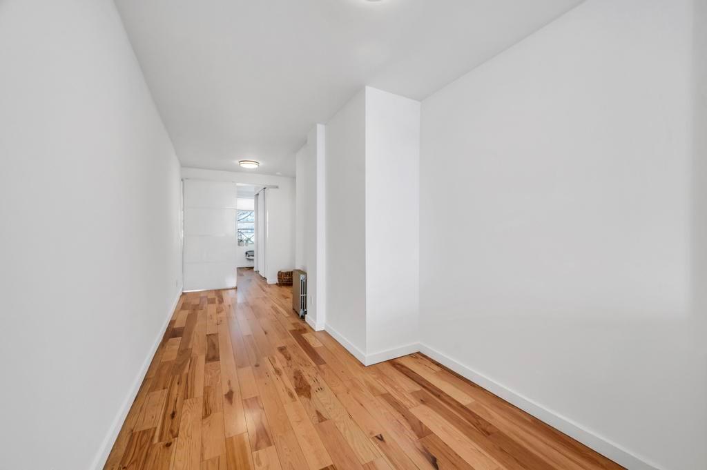 568 President Street