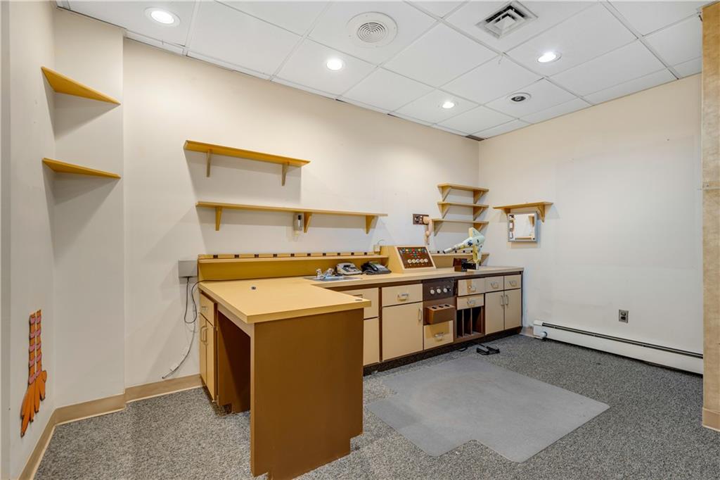 101 South Bedford Road 401 + 402