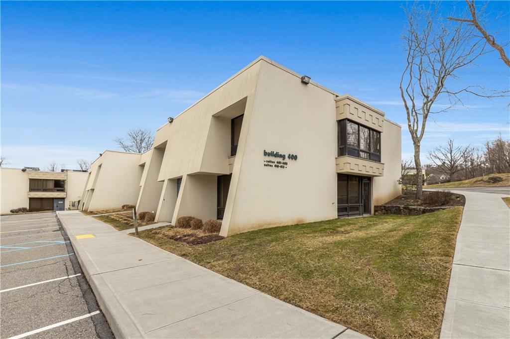 101 South Bedford Road 401 + 402