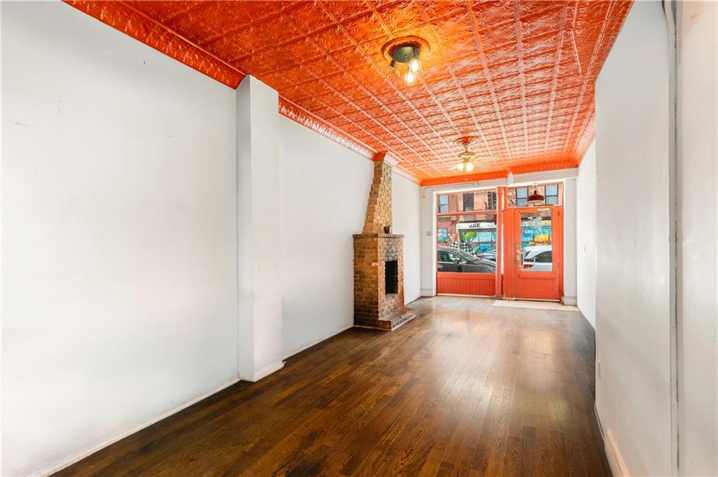 253 Smith Street