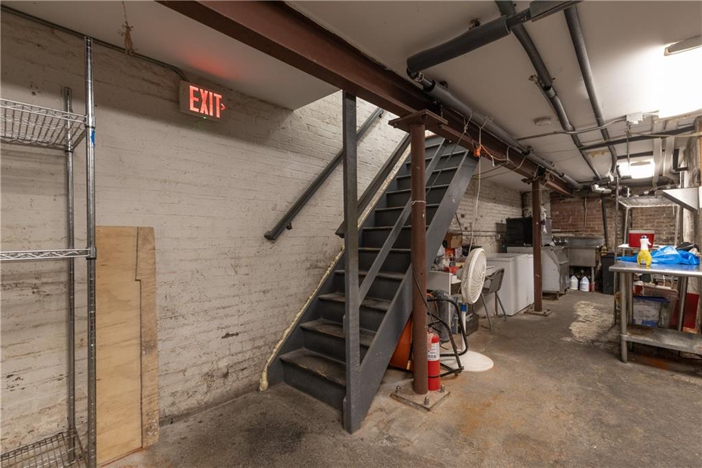 253 Smith Street