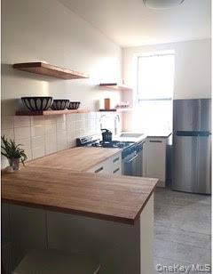 568 President Street Unit: 3L