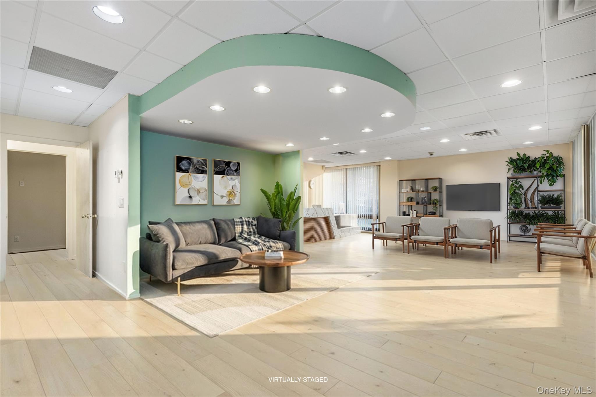 101 S Bedford Road Unit: 401