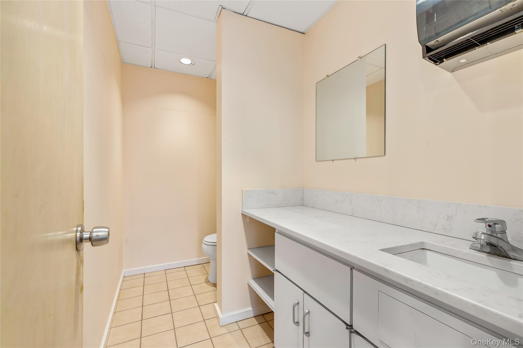 101 S Bedford Road Unit: 401