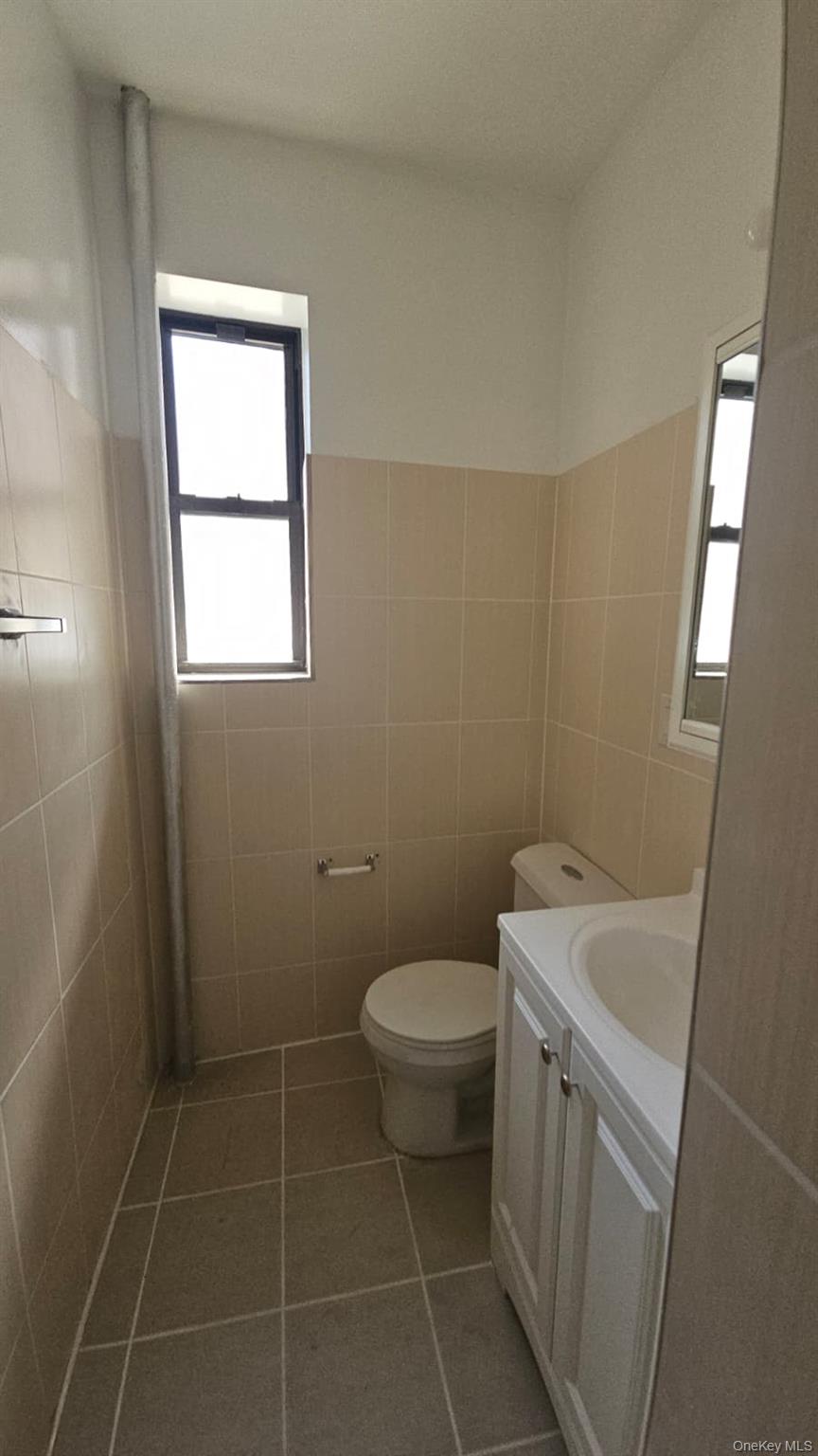 76 Bay 23rd Street Unit: B2