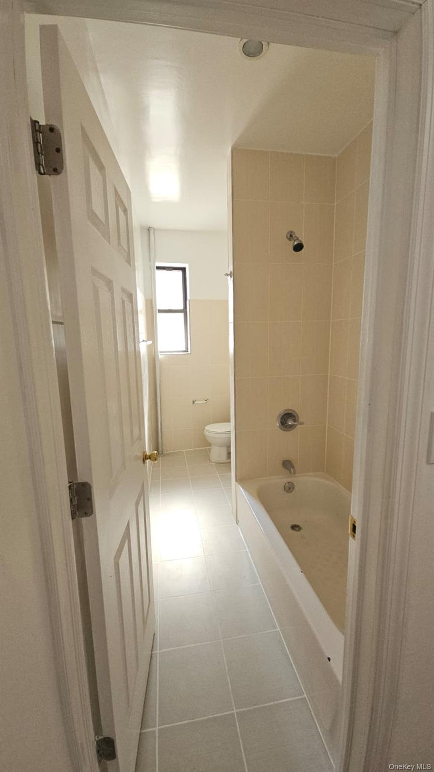 76 Bay 23rd Street Unit: B2