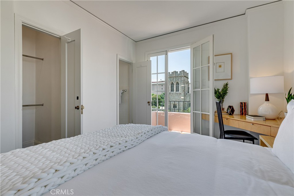 80 N Euclid Avenue 401