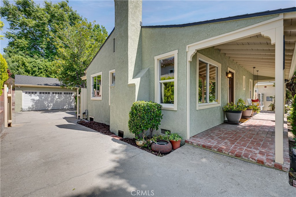 1448 Grandview Avenue