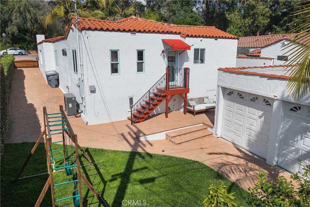 1420 E Mountain Street