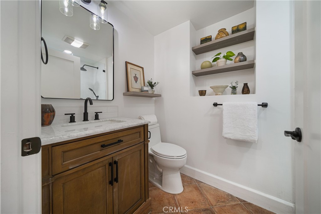 1637 Highland Avenue