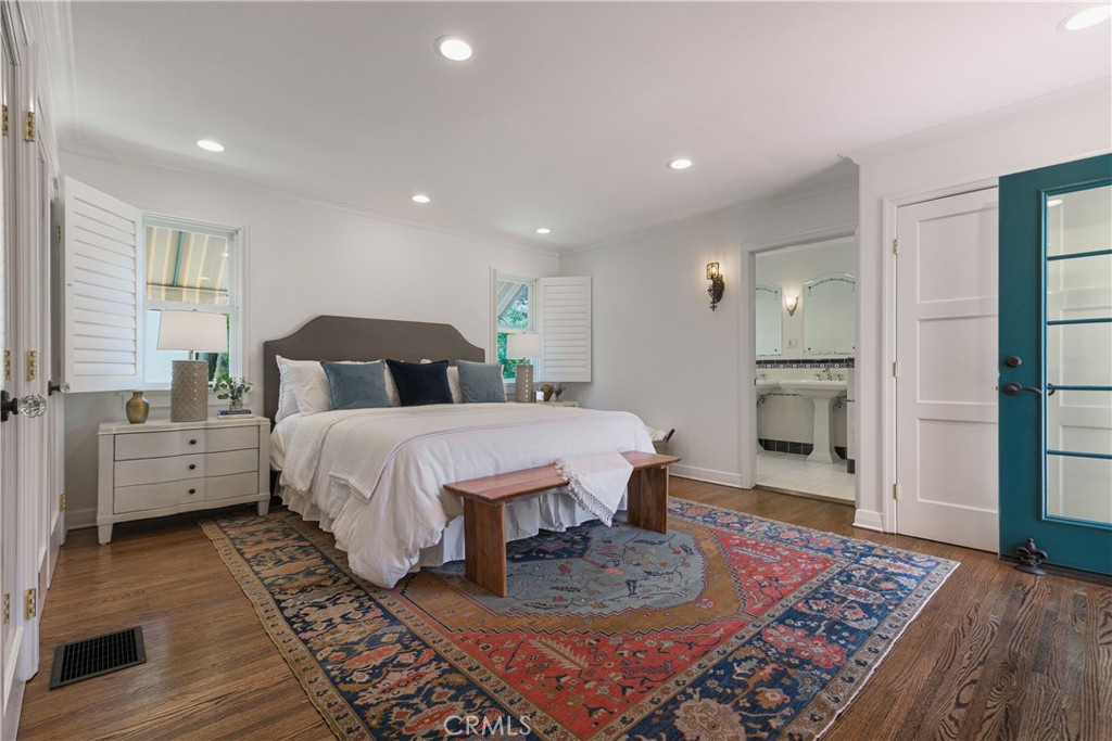 1637 Highland Avenue