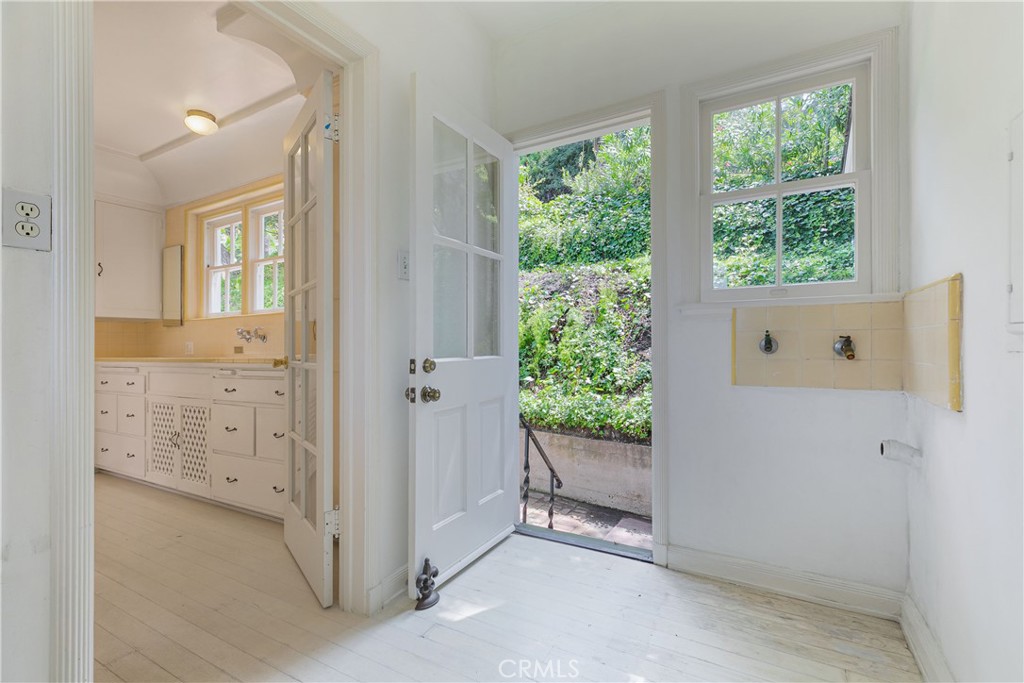 1625 Campbell Street