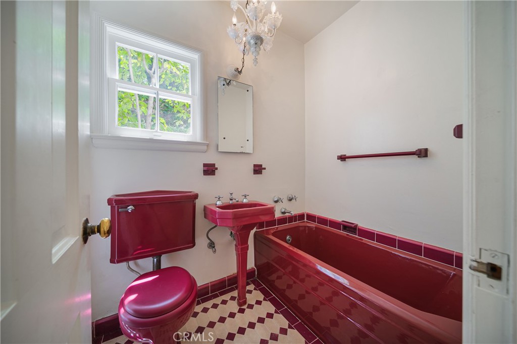 1625 Campbell Street