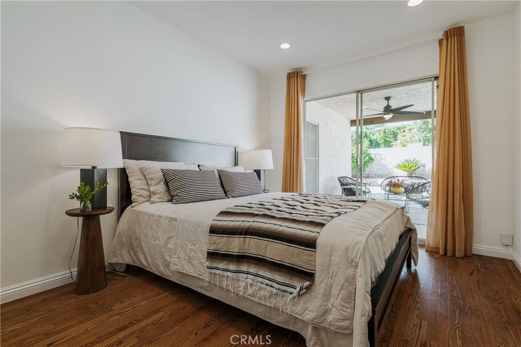 3550 La Crescenta Avenue